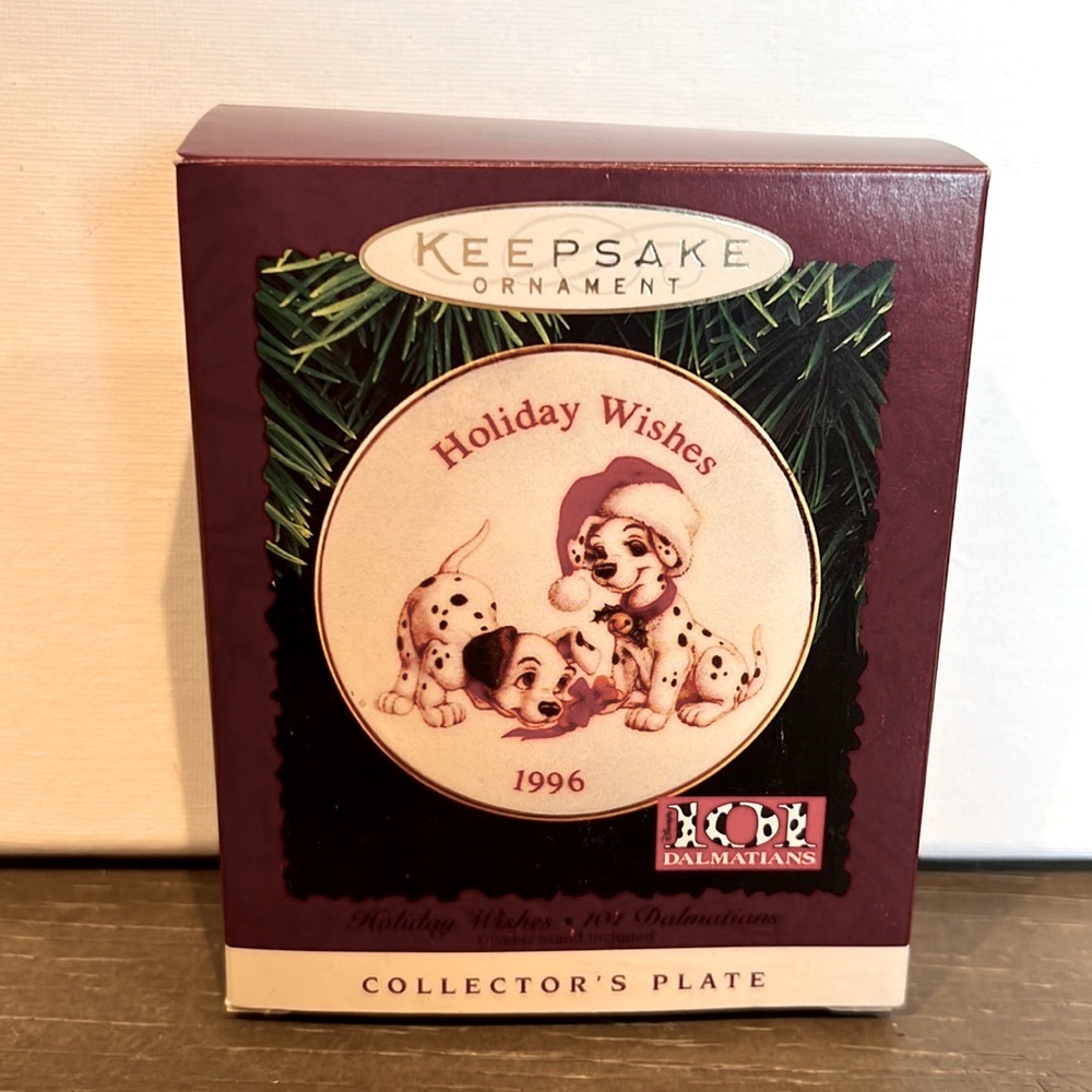 3/$25 Hallmark keepsake ornament 101 dalmatians collectors